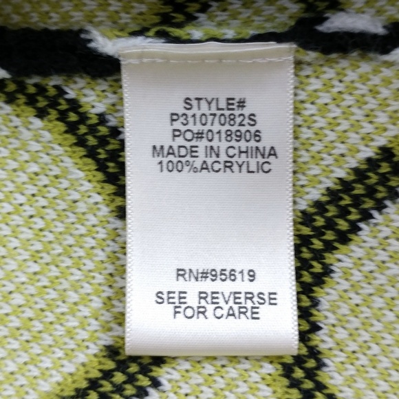 Studio Petite JPR Women's Sweater Jacket Size PL - Picture 8 of 8